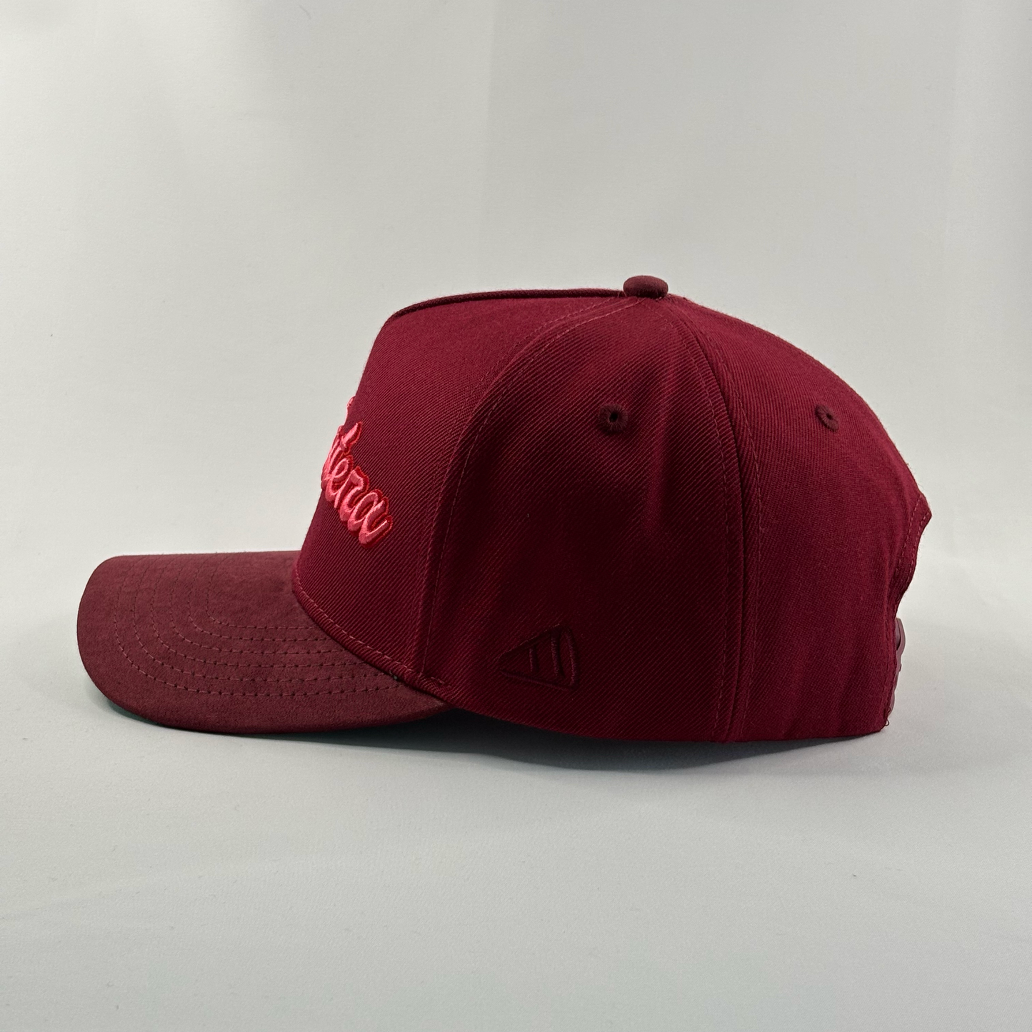 Bachatera Hat - Wine